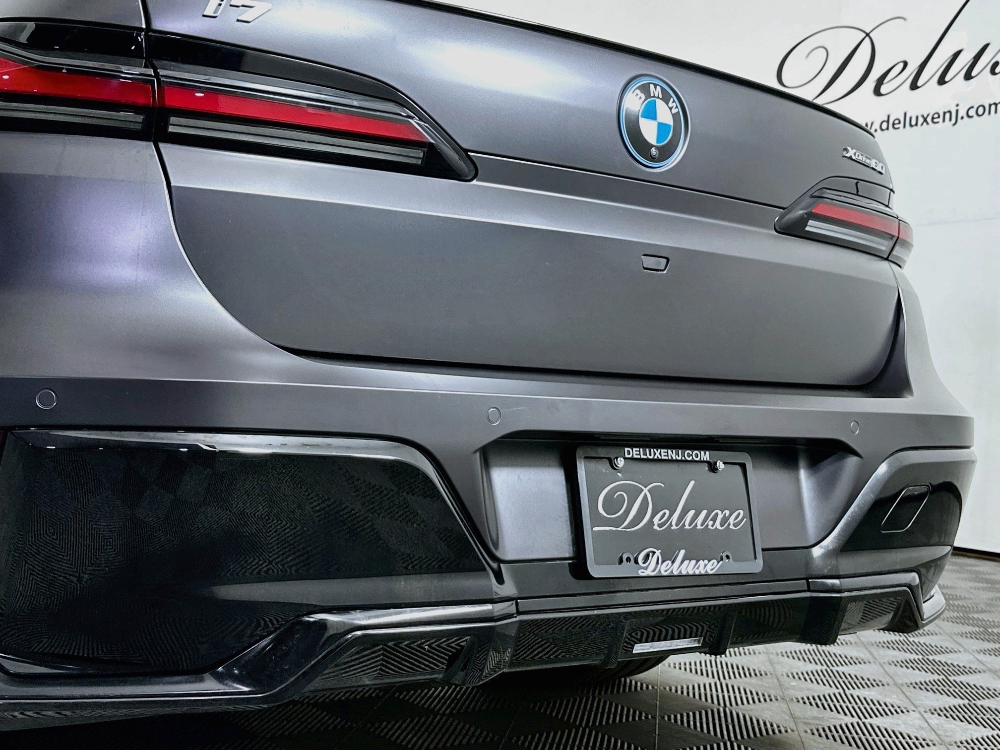 Used 2023 BMW i7 xDrive60 w/ Executive Package 2 AWD/4WD image 26