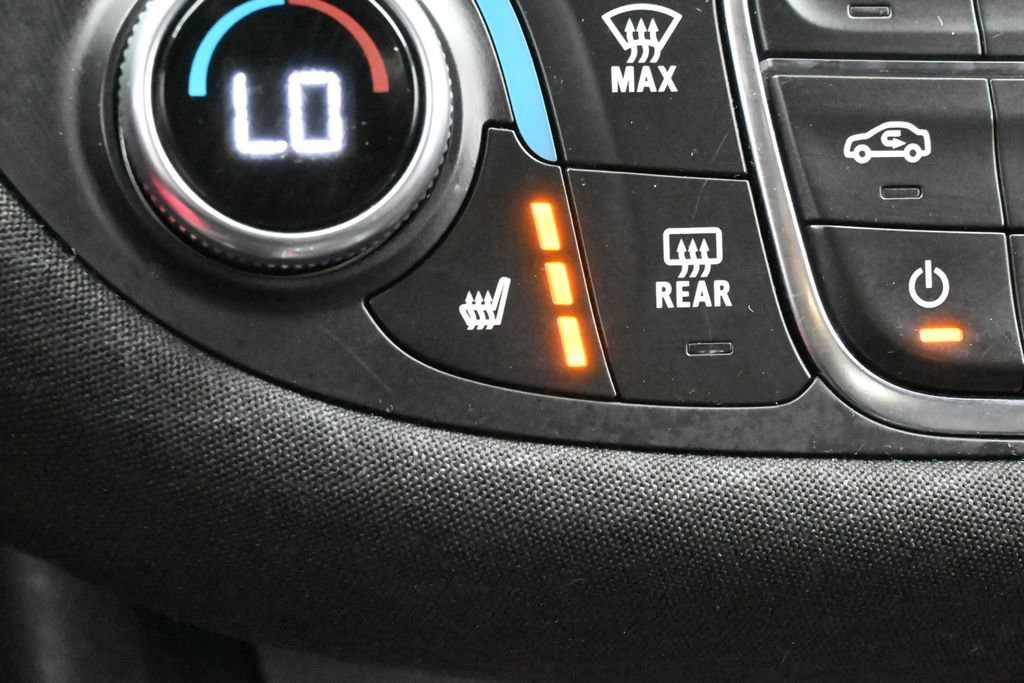 Used 2024 Chevrolet Malibu LT FWD image 21
