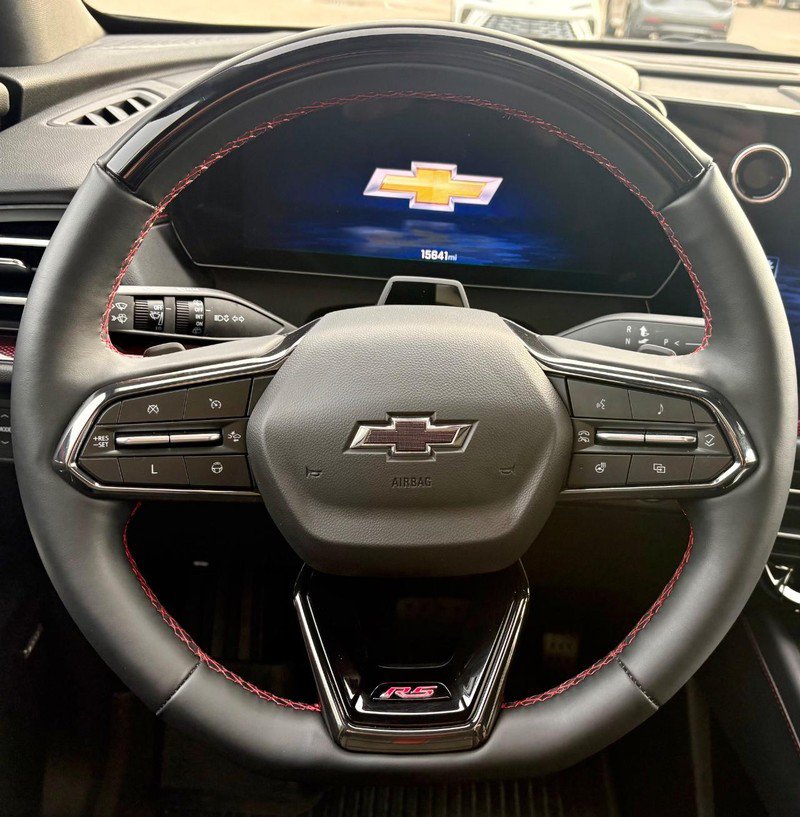 Used 2024 Chevrolet Traverse RS w/ LPO, Floor Liner Package AWD/4WD image 23