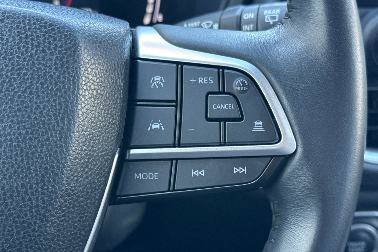 Certified 2024 Toyota Grand Highlander AWD image 33
