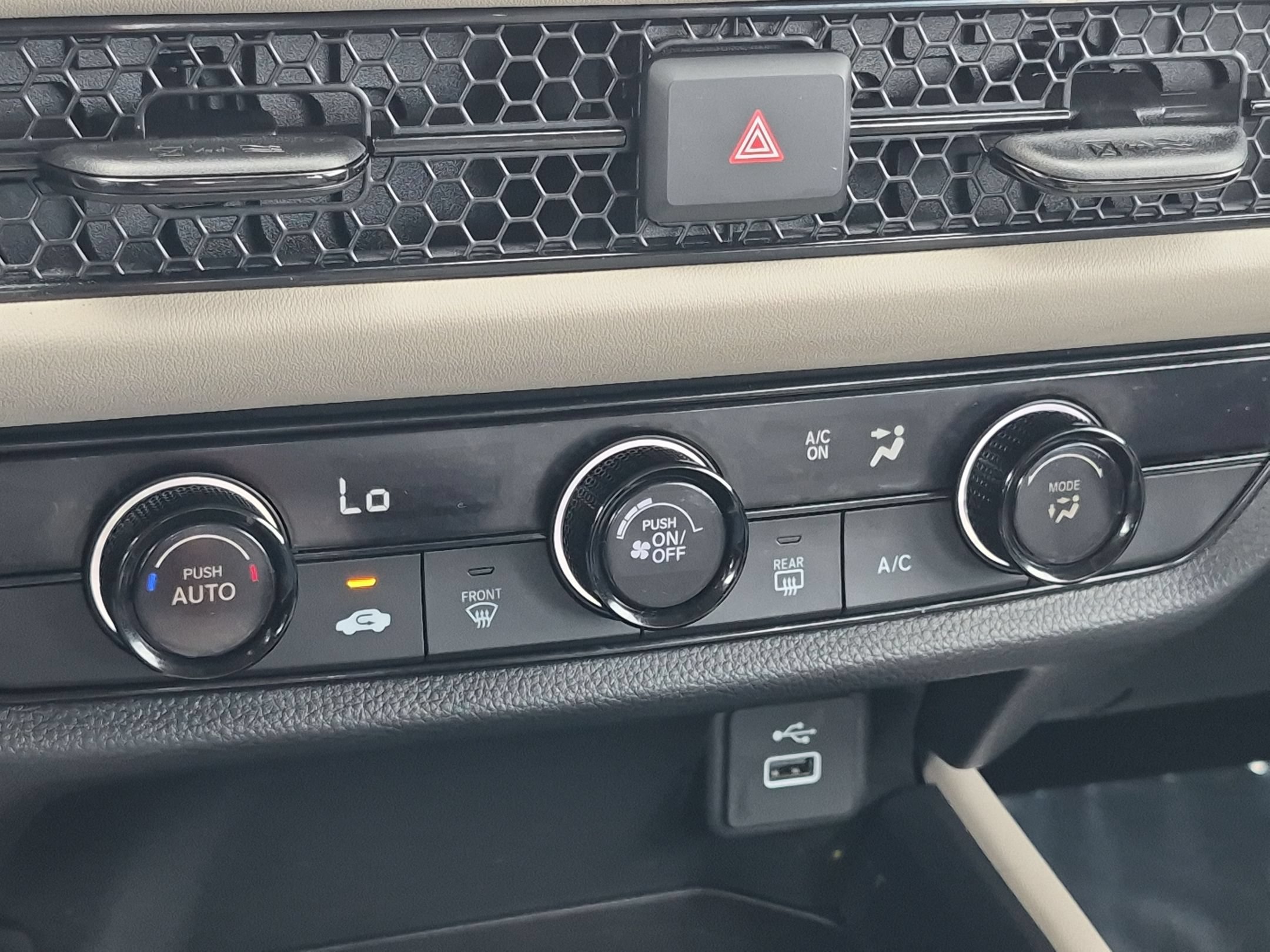 Certified 2024 Honda HR-V LX image 21