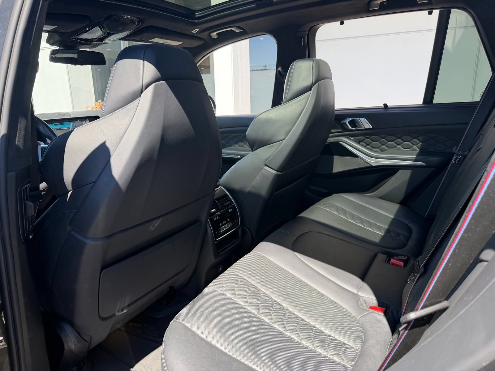 Used 2022 BMW X5 M w/ Competition Package 2 AWD/4WD image 17