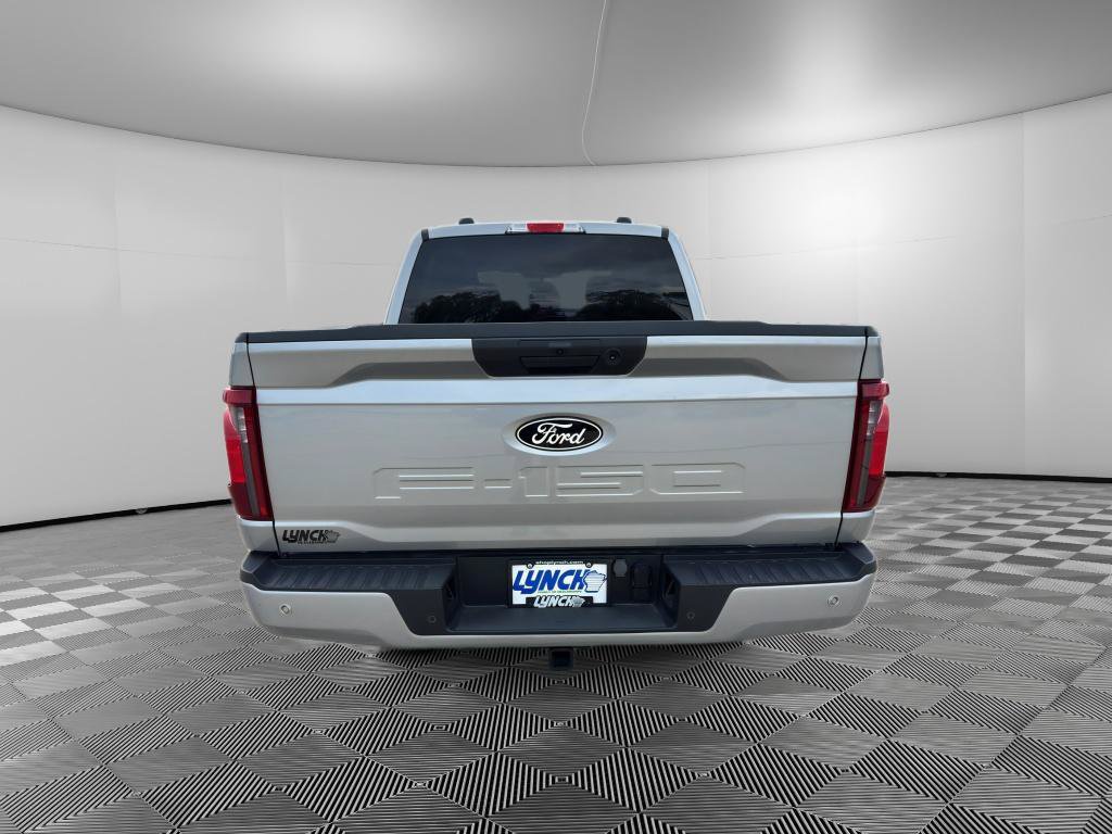 Used 2024 Ford F150 XLT w/ Bed Utility Package AWD/4WD image 4