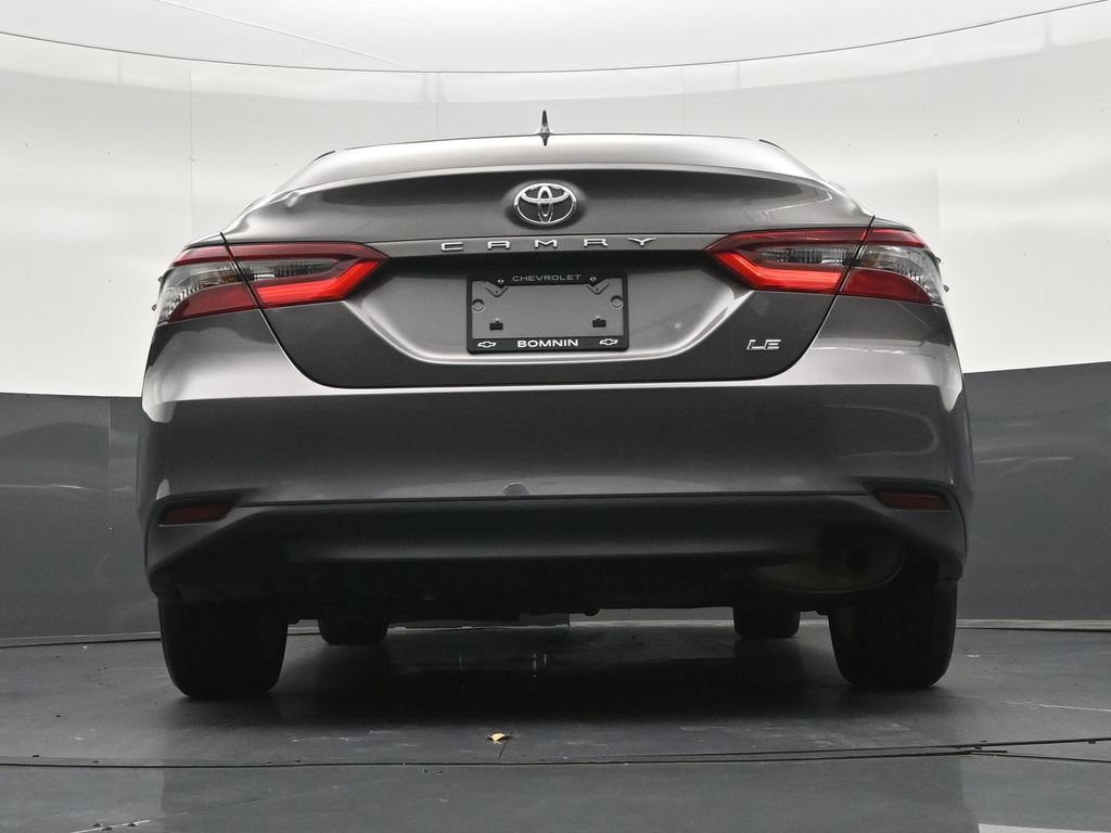 Used 2024 Toyota Camry LE w/ Convenience Package FWD image 27