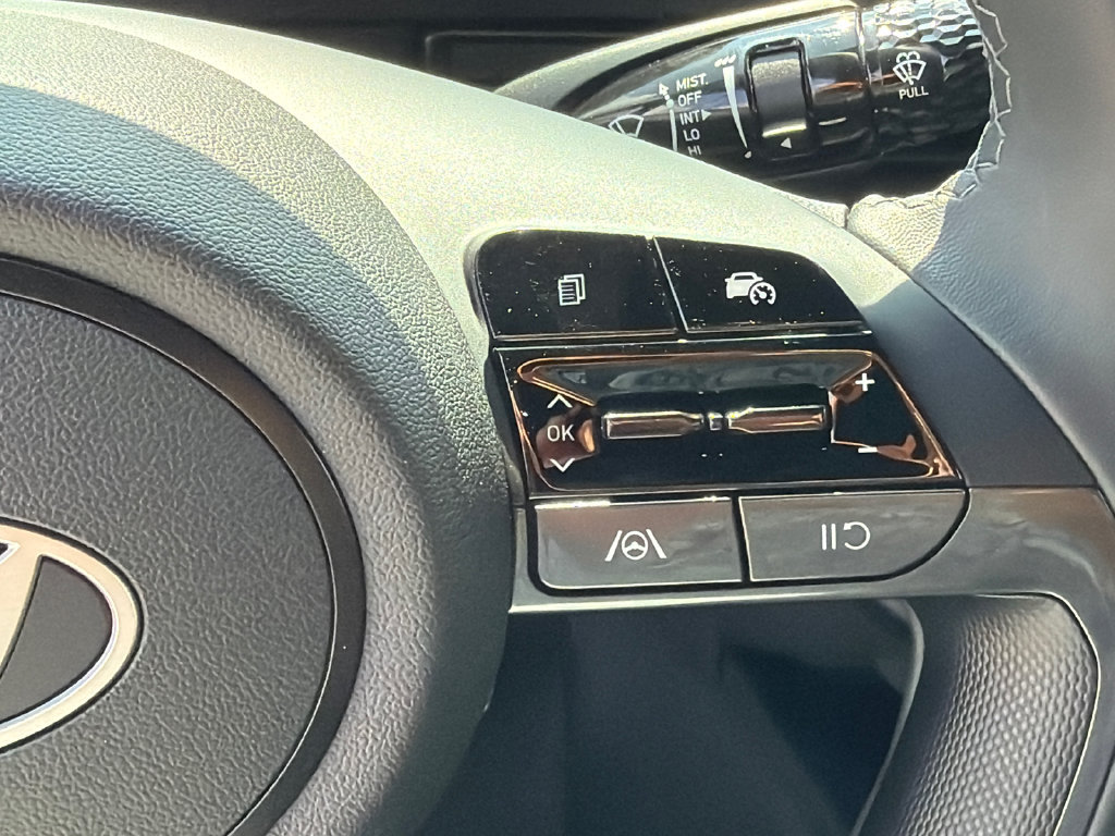 New 2026 Hyundai Elantra SEL Sport FWD image 26