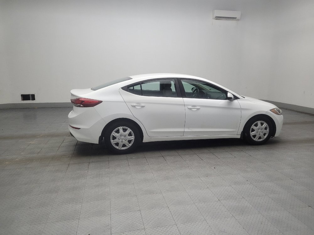 Used 2018 Hyundai Elantra SE FWD image 10