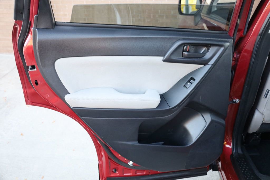 Used 2015 Subaru Forester 2.5i Premium image 15