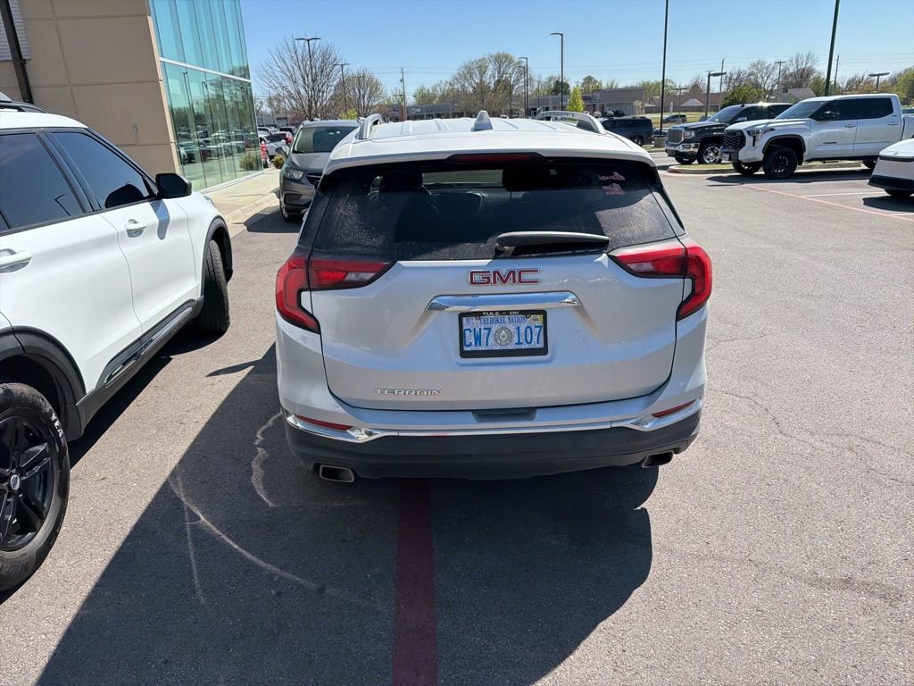 Used 2020 GMC Terrain SLT w/ Preferred Package image 12