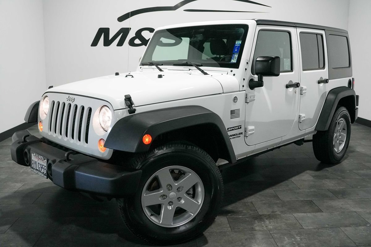 Used 2015 Jeep Wrangler Unlimited Sport w/ Quick Order Package 24S AWD/4WD image 2