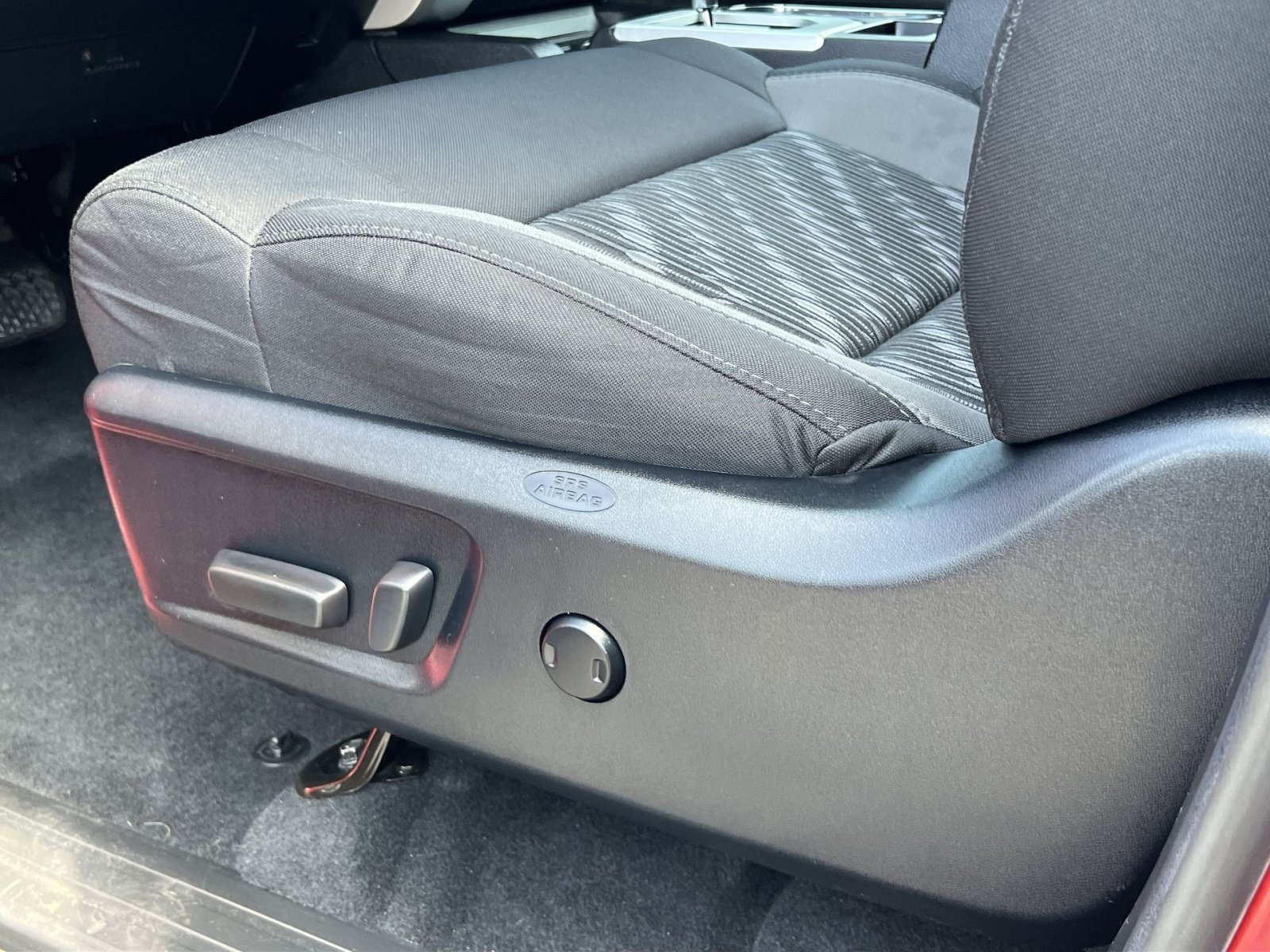 Used 2019 Toyota Tundra SR5 w/ TRD Off Road Package AWD/4WD image 13