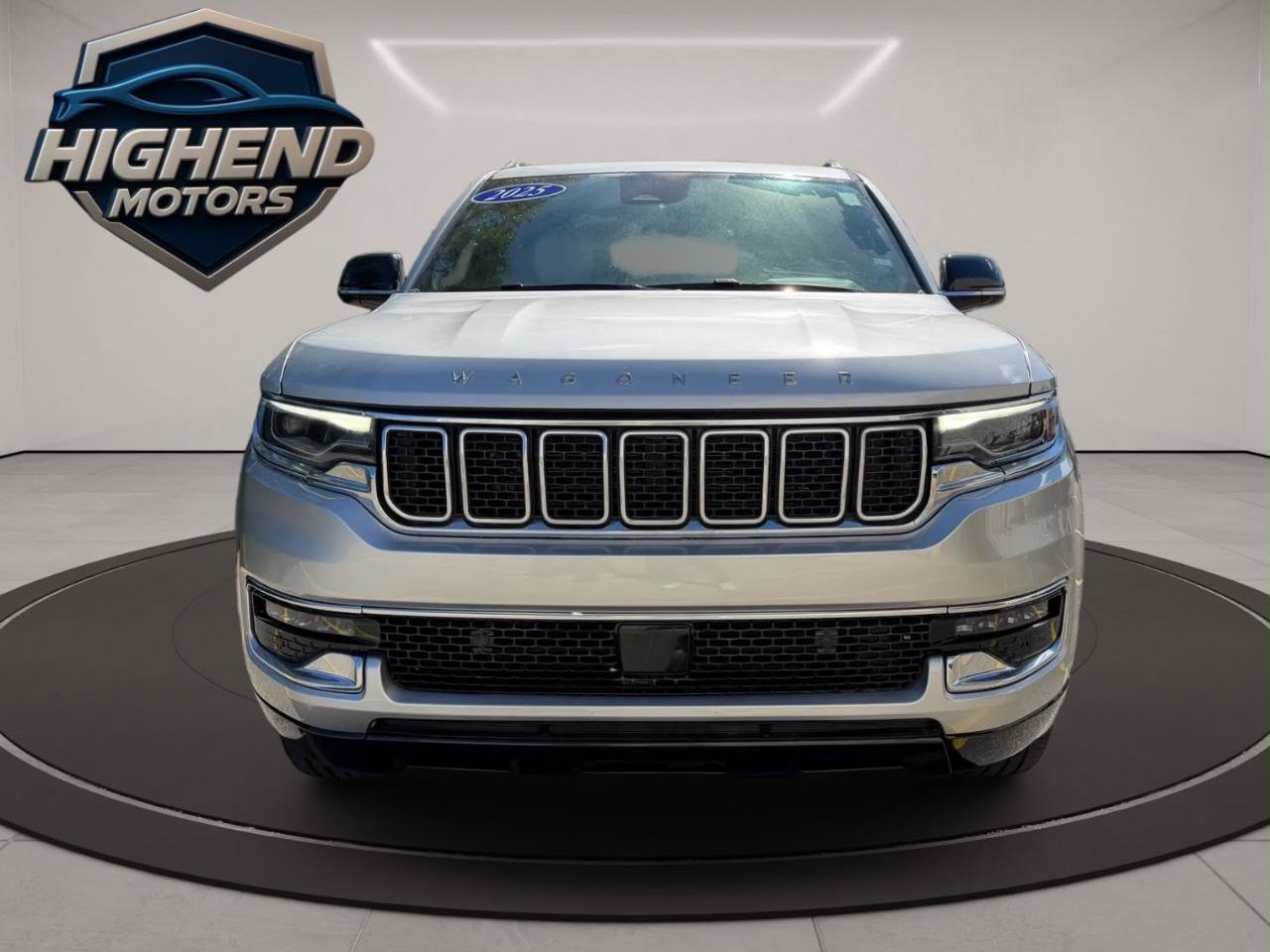 Used 2025 Jeep Wagoneer Series II AWD/4WD image 9