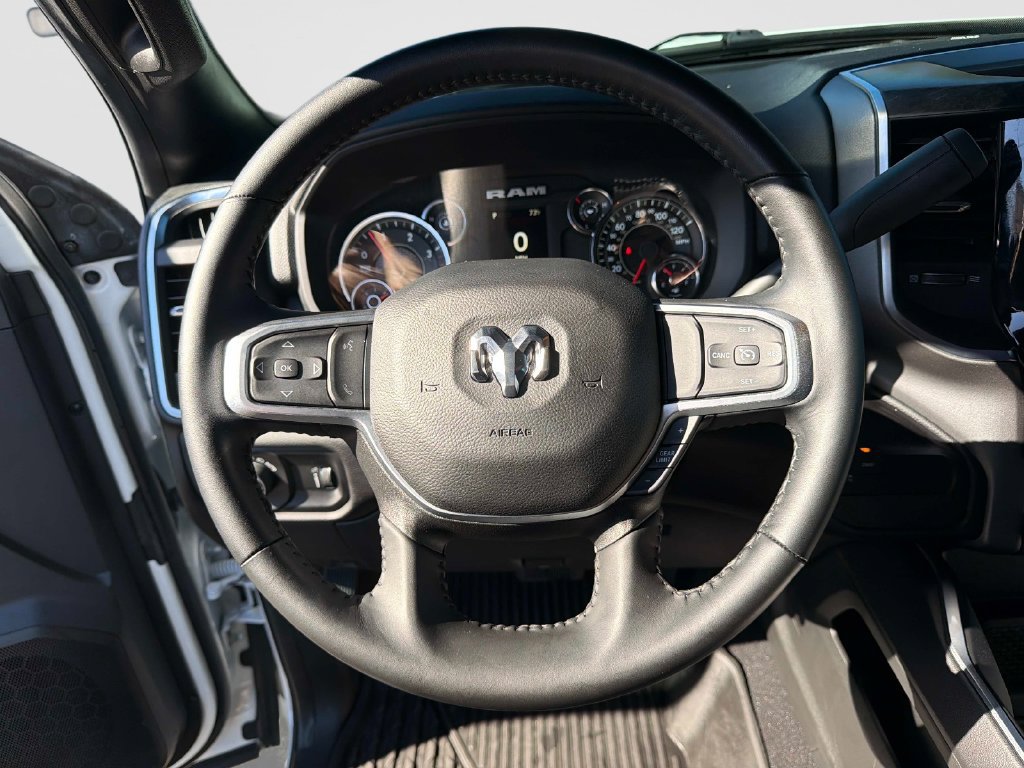 Used 2024 RAM 3500 Big Horn w/ Night Edition AWD/4WD image 33