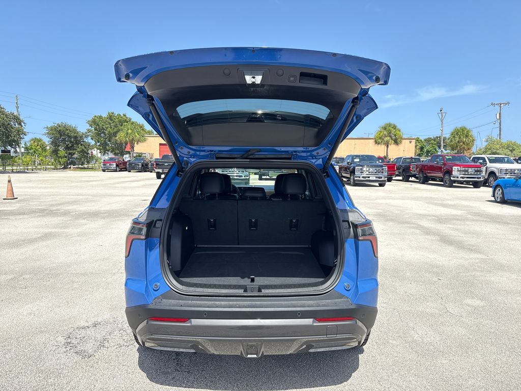 Used 2026 Chevrolet Equinox ACTIV w/ Safety and Technology Package FWD image 28