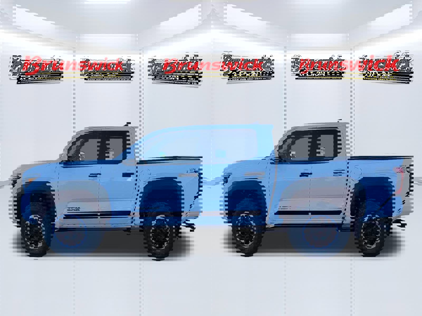 New 2025 Toyota Tacoma TRD Off-Road image 3