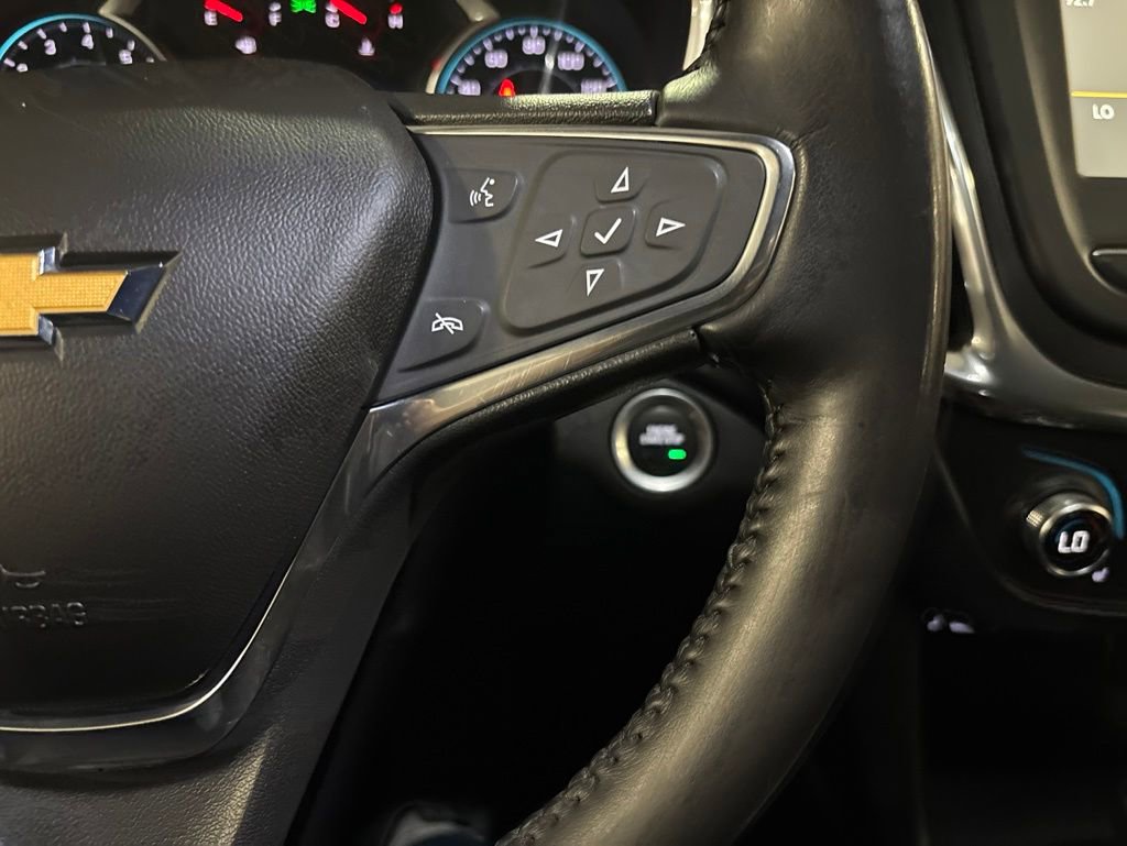 Used 2019 Chevrolet Equinox LT AWD/4WD image 17