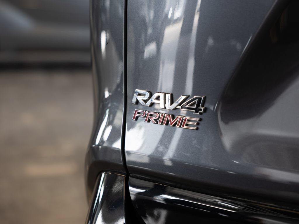 Used 2024 Toyota RAV4 XSE w/ Weather Package AWD/4WD image 7