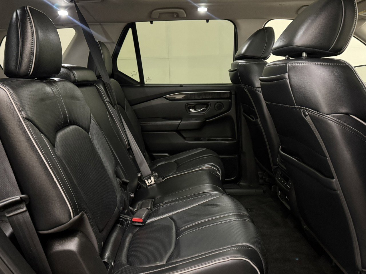 Used 2023 Honda Pilot Elite image 14