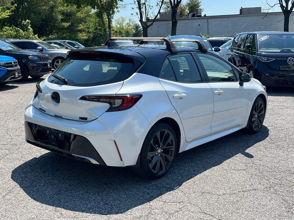 Used 2023 Toyota Corolla XSE FWD image 2