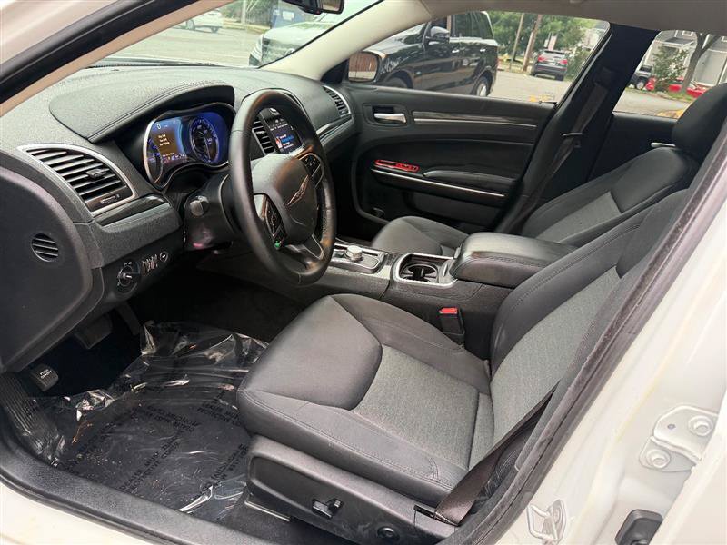 Used 2019 Chrysler 300 Touring w/ Sport Appearance Package RWD image 40