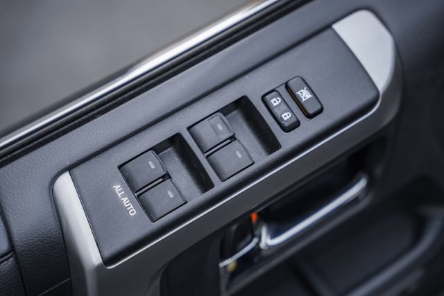 Used 2022 Toyota 4Runner Limited image 41