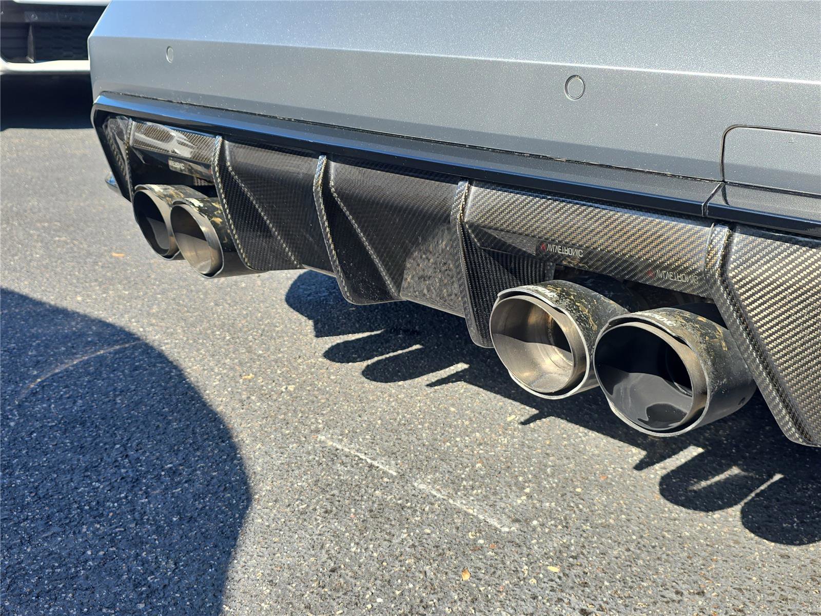 Used 2023 BMW M3 Competition w/ M Carbon Exterior Package image 4