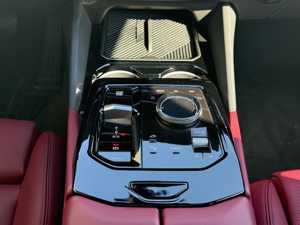 Used 2026 BMW 540i xDrive image 14