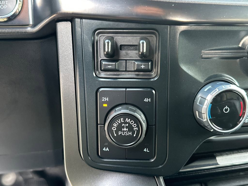 Used 2025 Ford F150 Lariat w/ Equipment Group 501A Mid AWD/4WD image 28