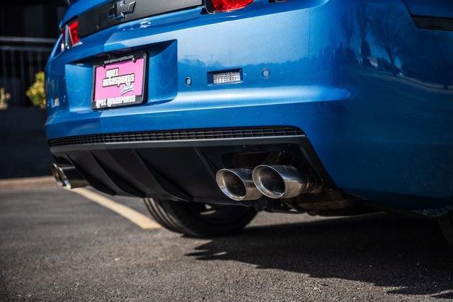 Used 2013 Chevrolet Camaro SS w/ Hot Wheels Special Edition image 37