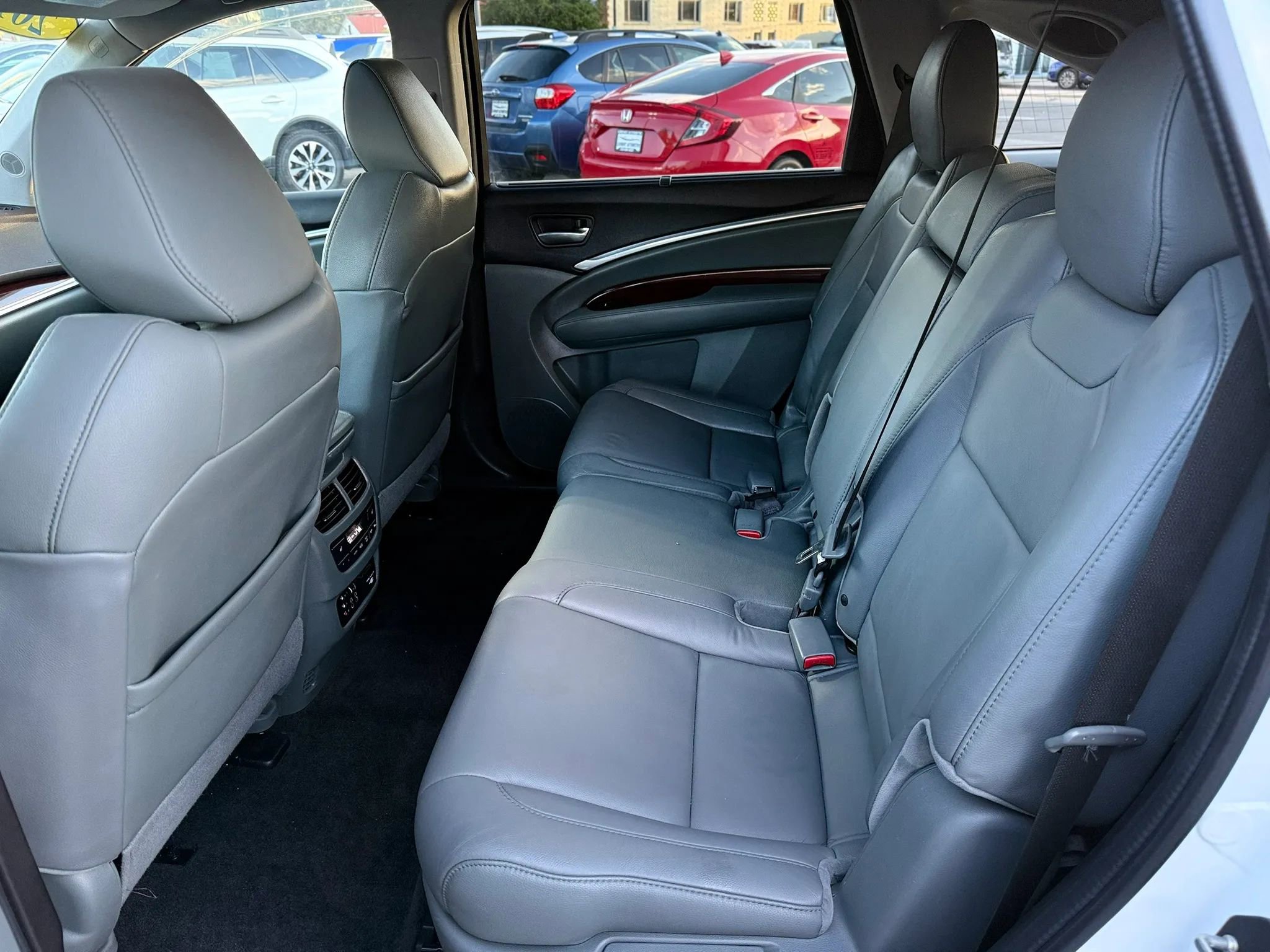 Used 2015 Acura MDX FWD w/ Tech & Entertainment image 16