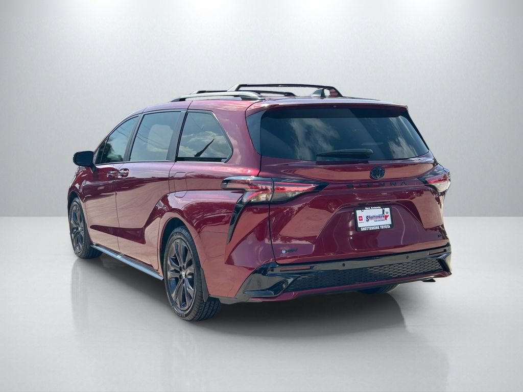 Certified 2025 Toyota Sienna XSE w/ XSE Plus Package FWD image 7