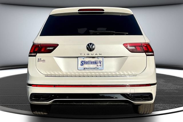 Used 2023 Volkswagen Tiguan SE R-Line FWD image 6