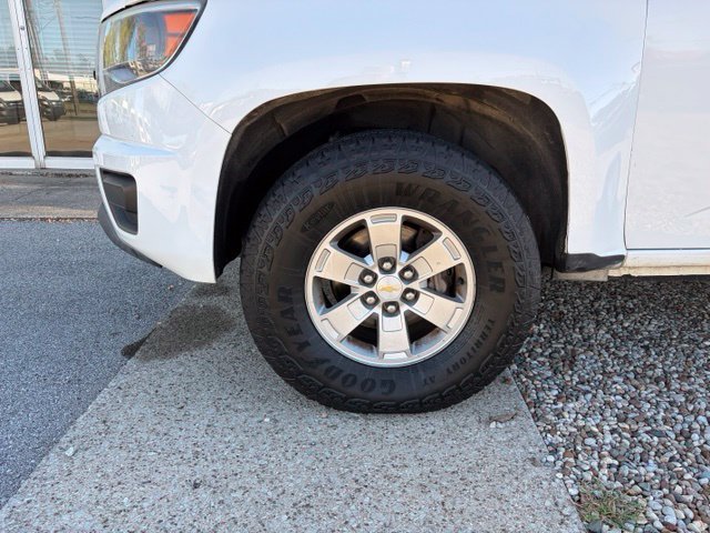 Used 2016 Chevrolet Colorado W/T w/ WT Convenience Package AWD/4WD image 11