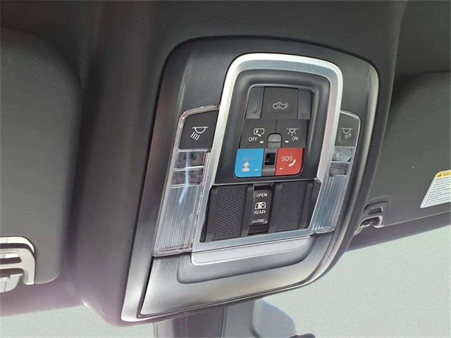 New 2026 RAM 1500 4x4 Crew Cab image 16