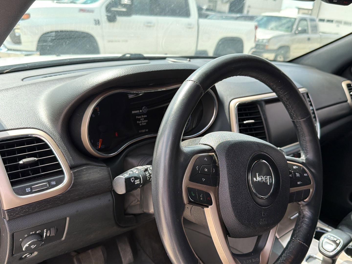 Used 2015 Jeep Grand Cherokee Altitude AWD/4WD image 12