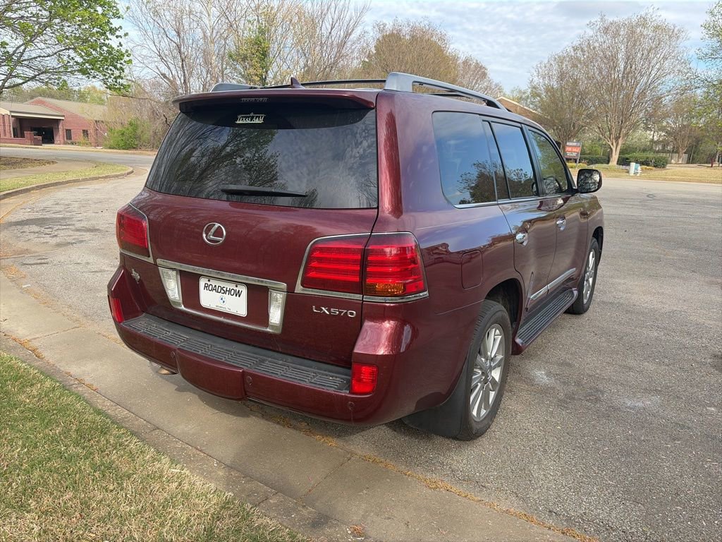 Used 2011 Lexus LX 570 4WD w/ Luxury Pkg image 5