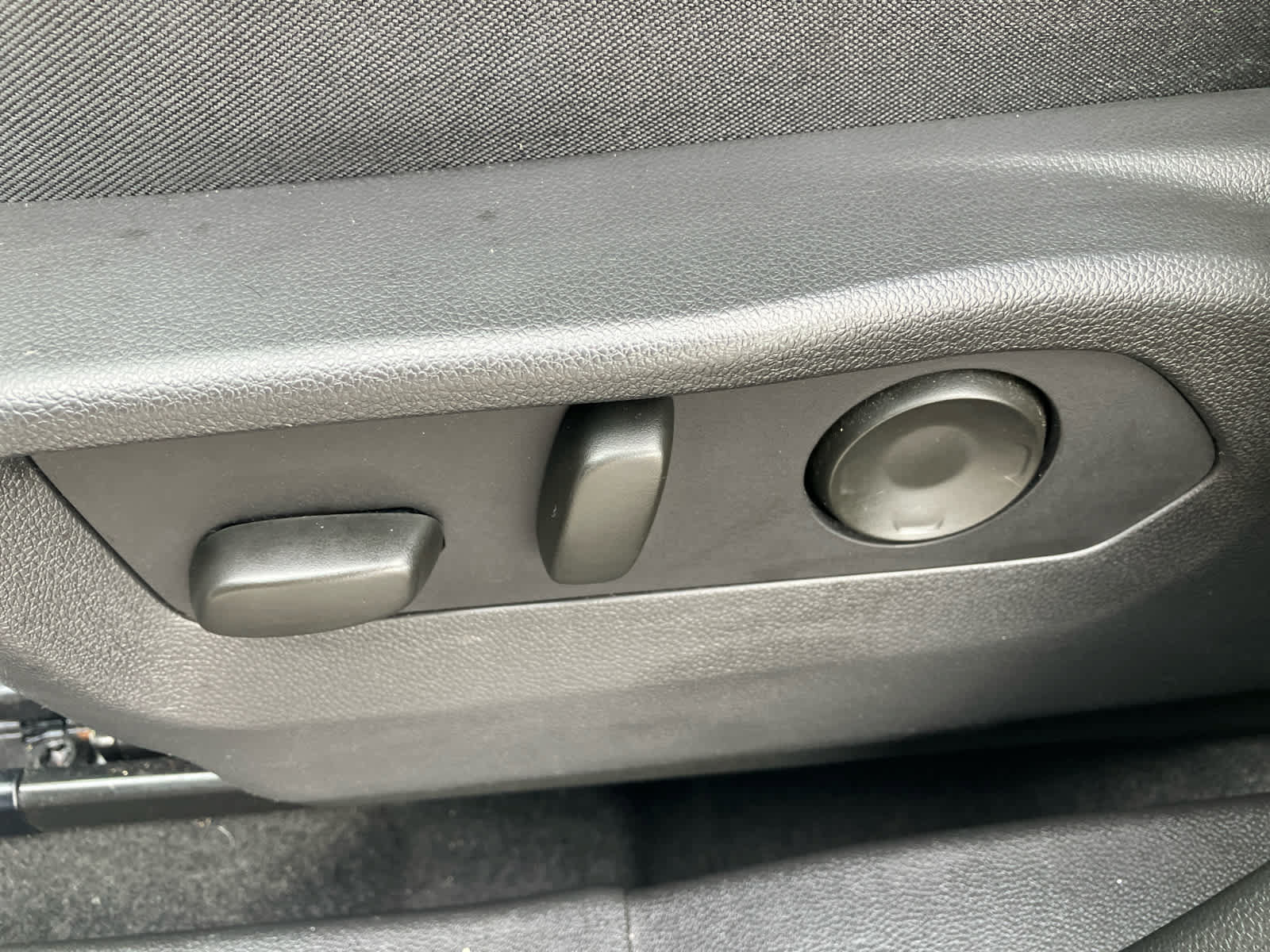 Used 2024 Buick Envision Preferred AWD/4WD image 11