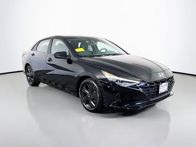 Certified 2023 Hyundai Elantra SEL image 10