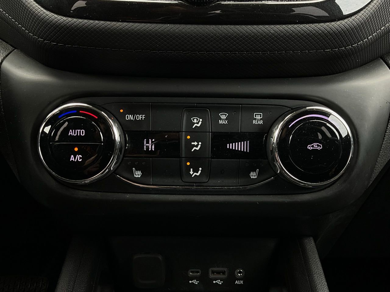 Used 2023 Chevrolet TrailBlazer LT w/ Convenience Package image 26