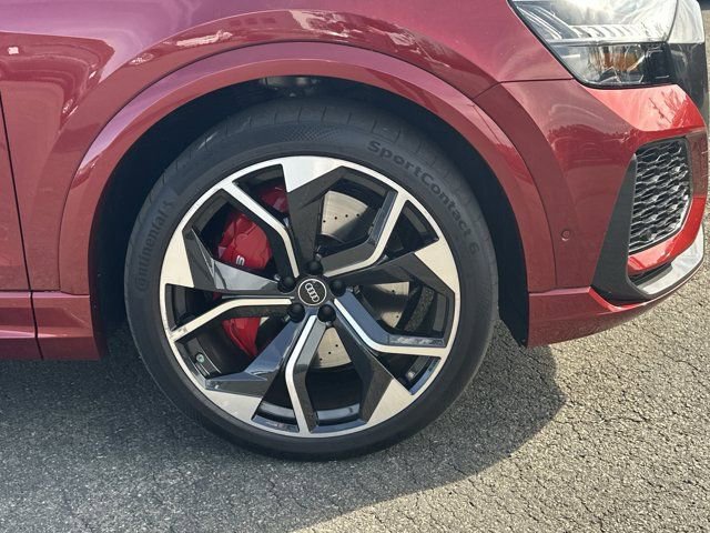 Used 2023 Audi RS Q8 w/ Black Optic Package image 14