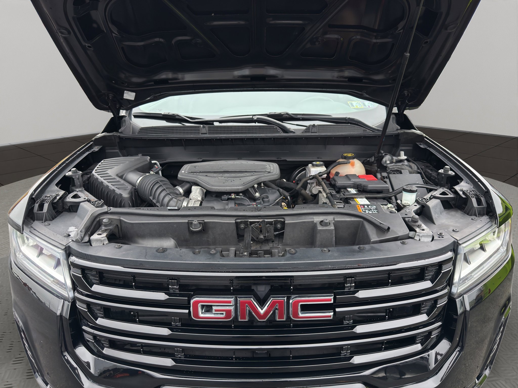 Used 2021 GMC Acadia SLT w/ Elevation Edition image 22