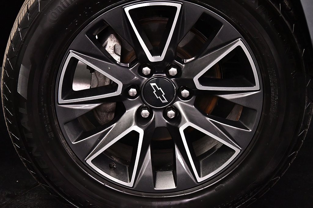 Used 2021 Chevrolet Tahoe Z71 image 9