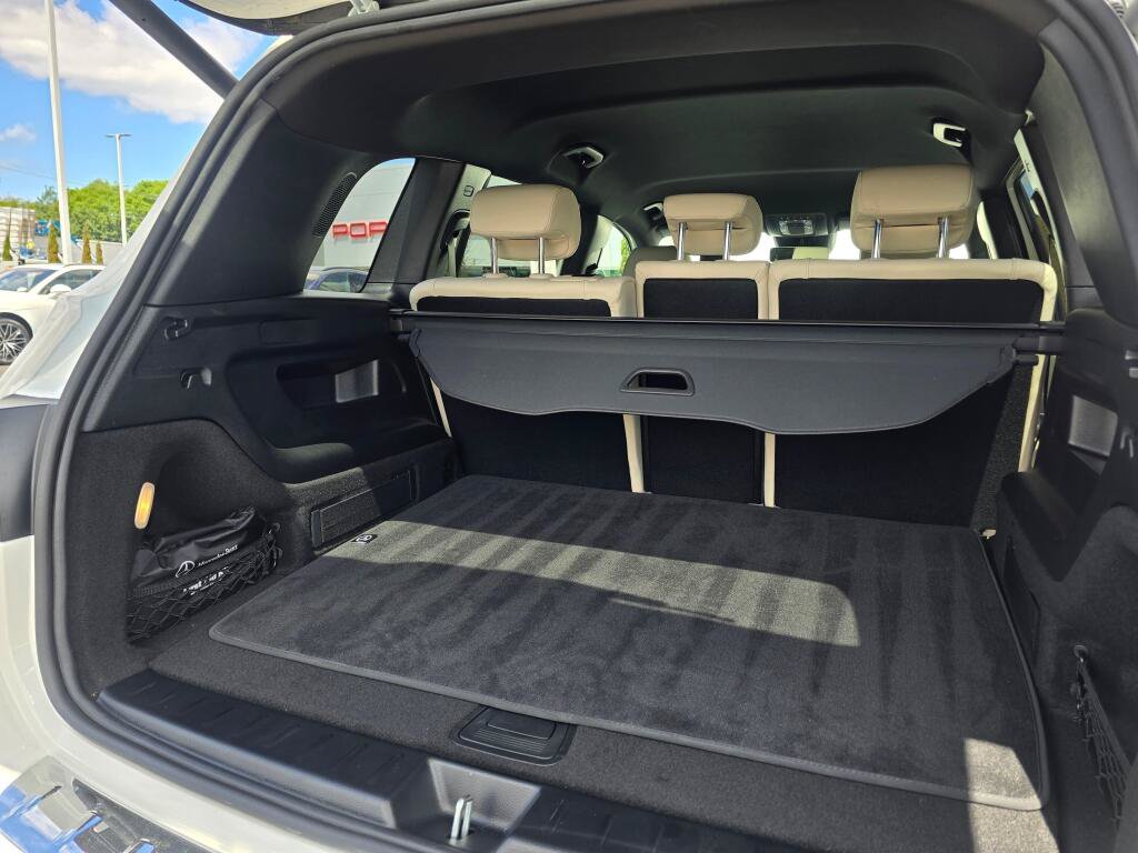 Used 2025 Mercedes-Benz GLB 250 4MATIC image 21