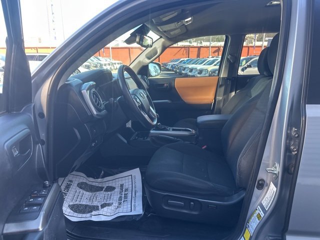 Used 2020 Toyota Tacoma SR5 image 16