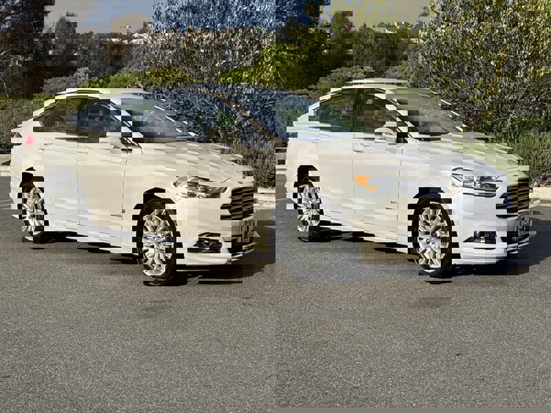 Used 2014 Ford Fusion SE w/ Equipment Group 502A image 9
