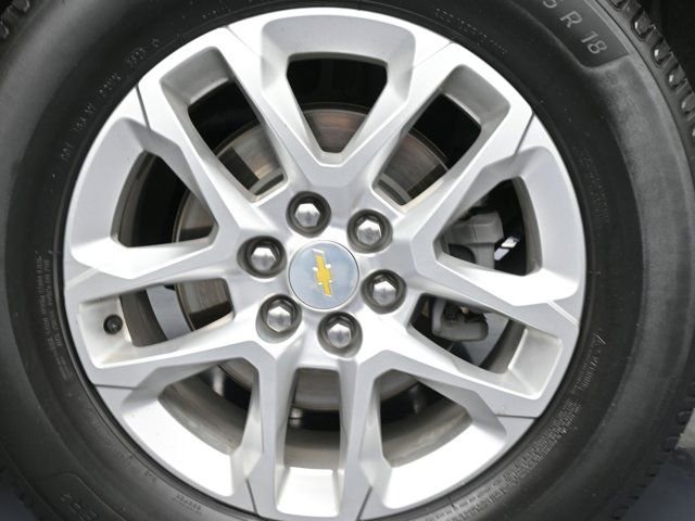 Used 2021 Chevrolet Traverse LT image 10