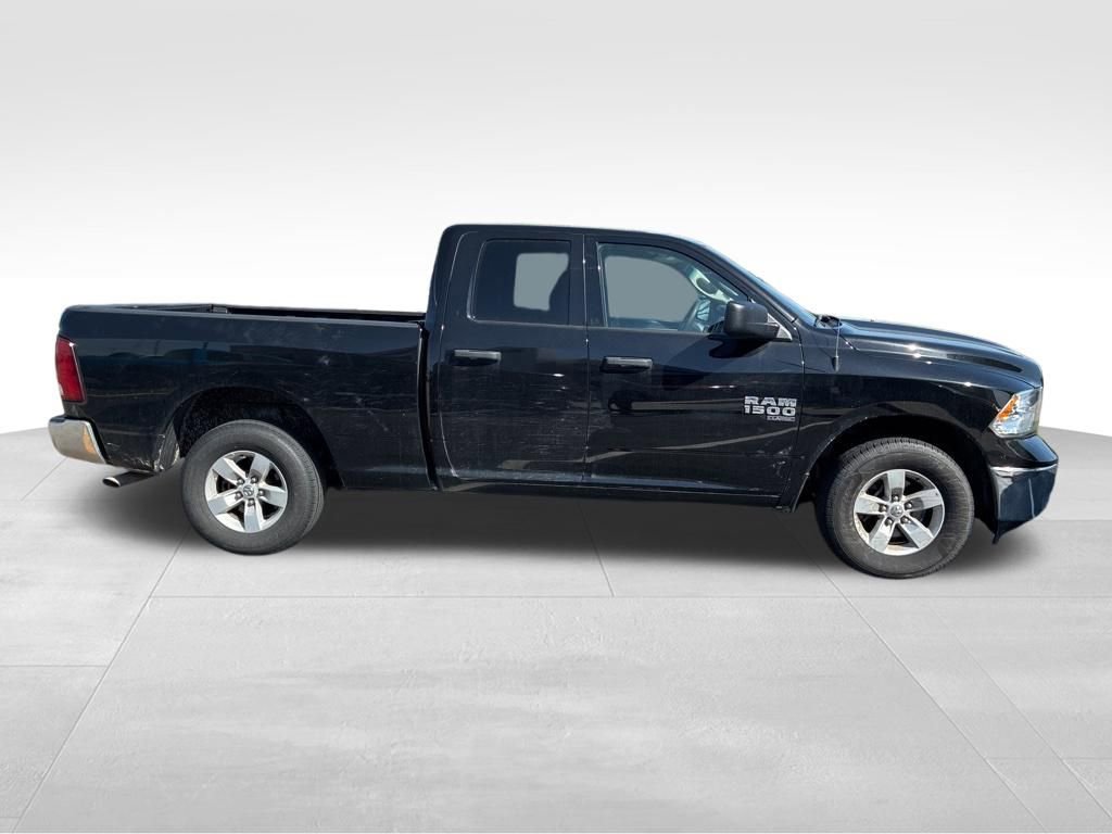 Used 2024 RAM 1500 Classic SLT image 7