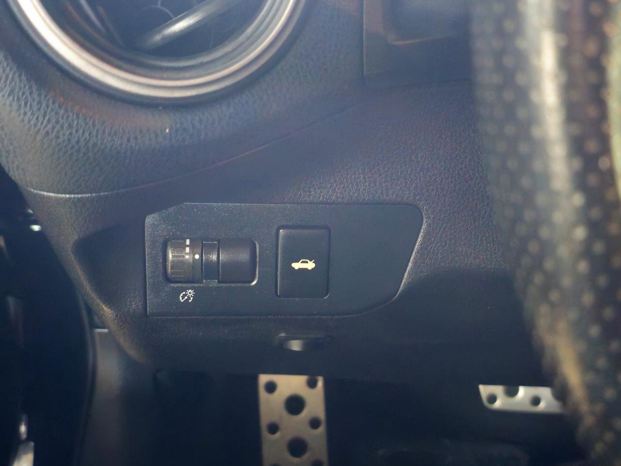 Used 2015 Scion FR-S image 19