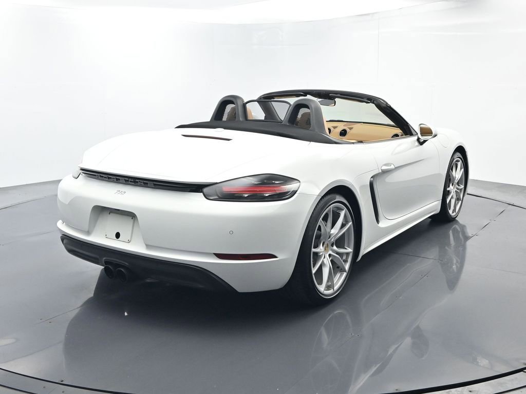 Certified 2017 Porsche 718 Boxster RWD image 14