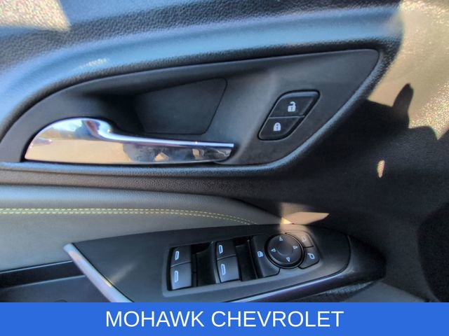 Used 2024 Chevrolet Trax ACTIV w/ Sunroof Package FWD image 24