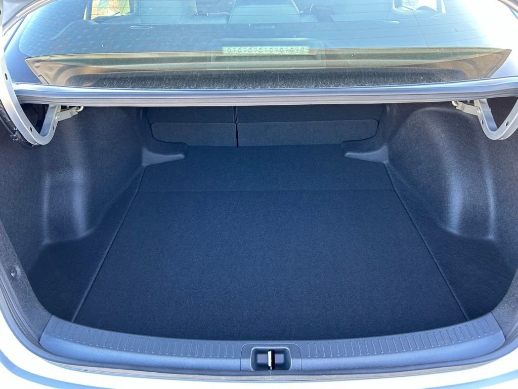 Used 2026 Toyota Corolla SE FWD image 24